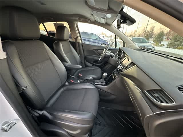 Thumbnail: 2022 Buick Encore - 21