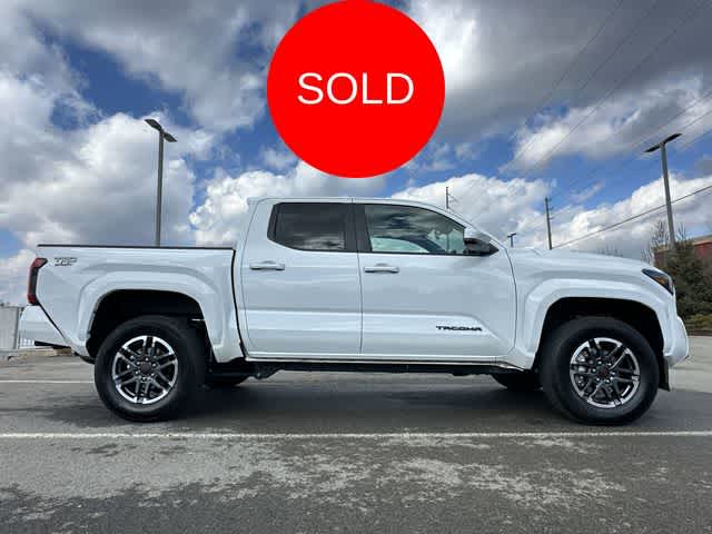 Thumbnail: 2024 Toyota Tacoma - 3