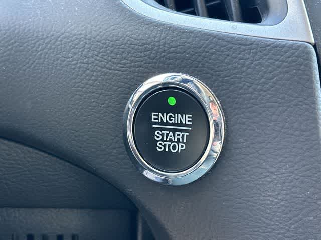 Thumbnail: 2022 Ford Edge - 10