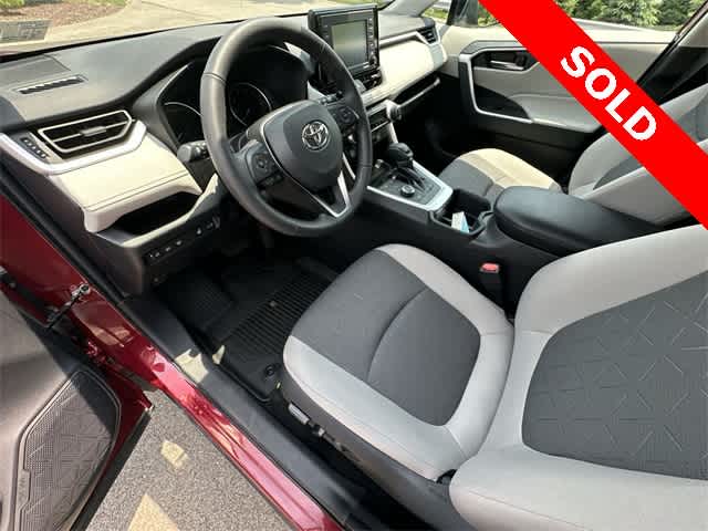 2022 Toyota RAV4 XLE 15