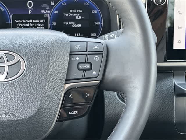 Thumbnail: 2025 Toyota Camry - 10