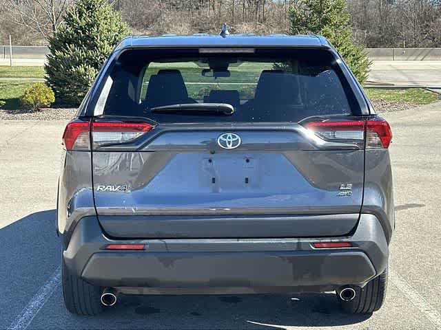 Thumbnail: 2022 Toyota RAV4 - 3