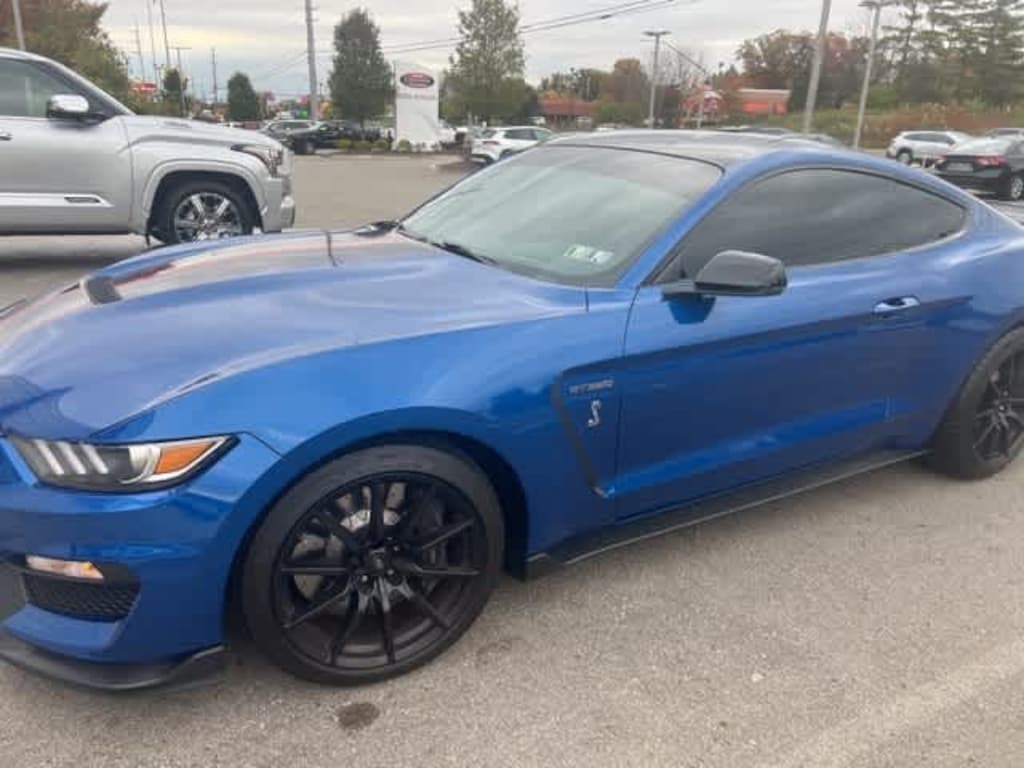 Used 2017 Ford Shelby GT350  Coupe