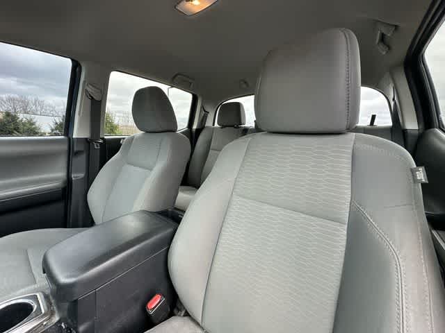 Thumbnail: 2019 Toyota Tacoma - 14