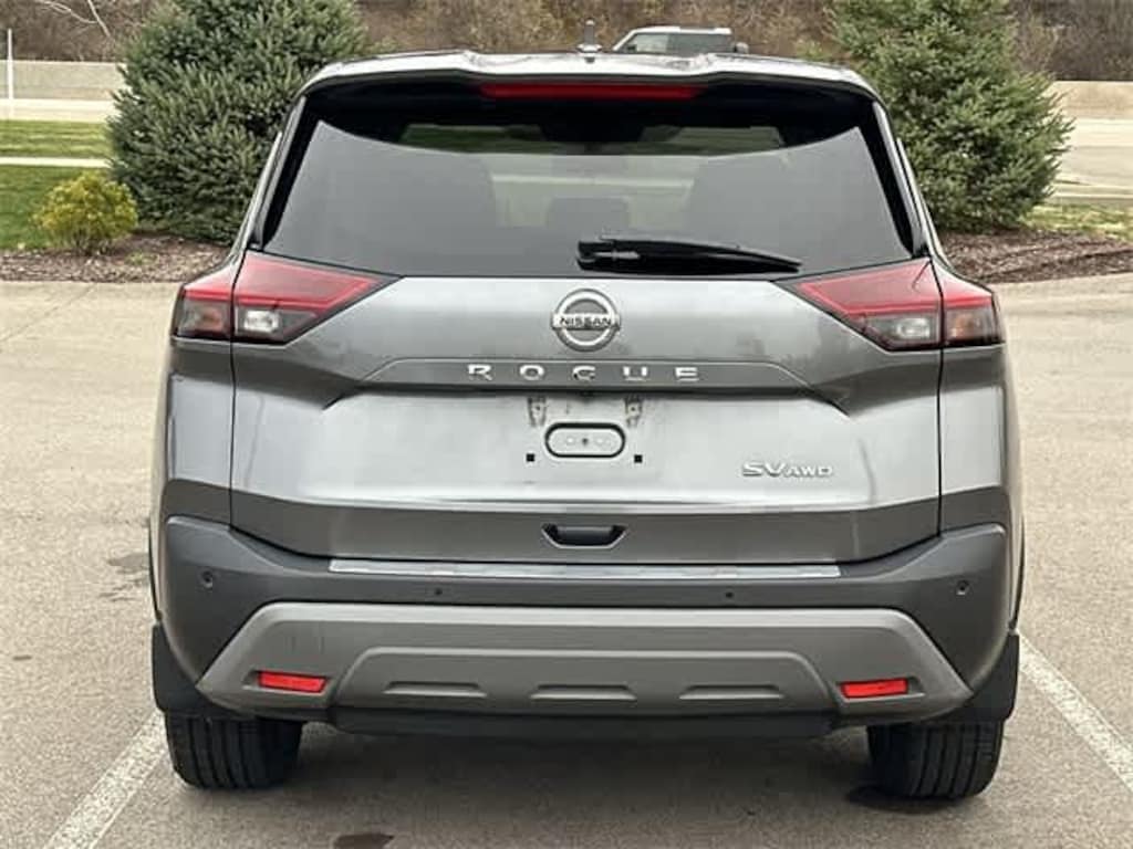 Used 2021 Nissan Rogue SV SUV