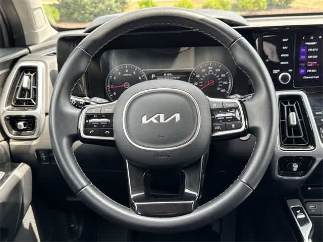 Thumbnail: 2022 Kia Sorento - 7