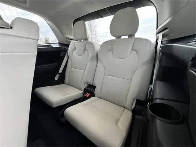 Thumbnail: 2024 Volvo XC90 - 38