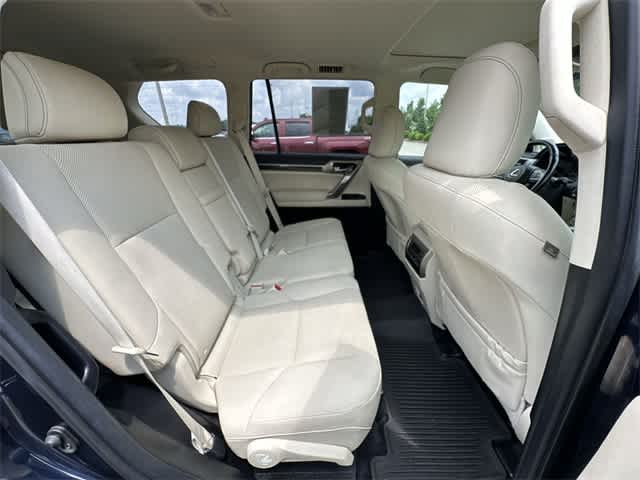Thumbnail: 2020 Lexus GX - 26