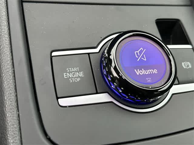 Thumbnail: 2026 Volkswagen Tiguan - 11