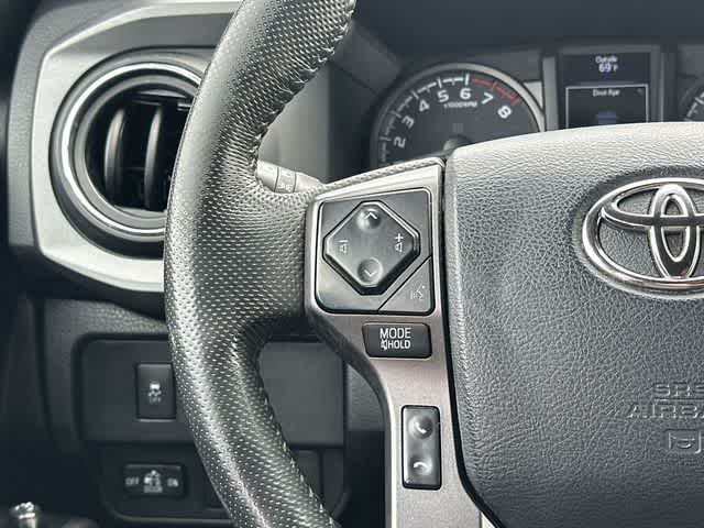 Thumbnail: 2023 Toyota Tacoma - 8