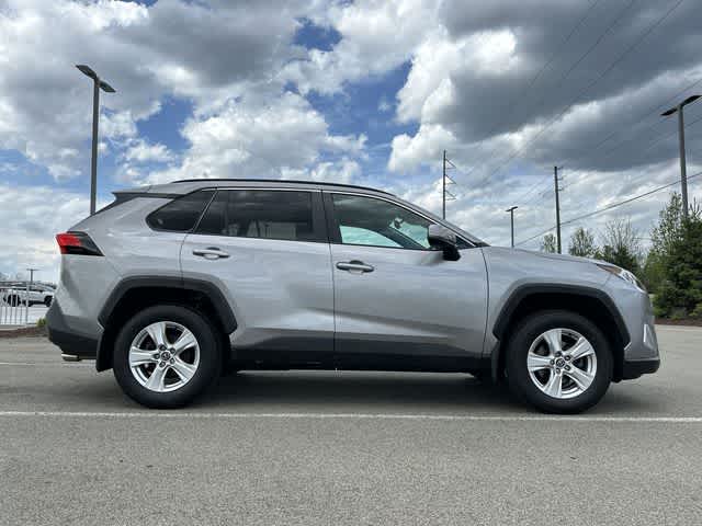 Thumbnail: 2021 Toyota RAV4 - 3