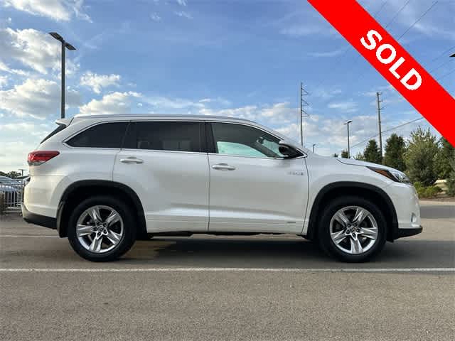 Thumbnail: 2018 Toyota Highlander - 3