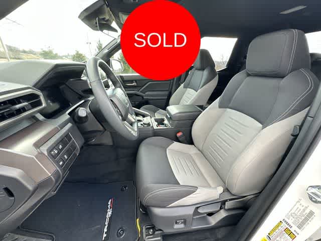 Thumbnail: 2024 Toyota Tacoma - 16