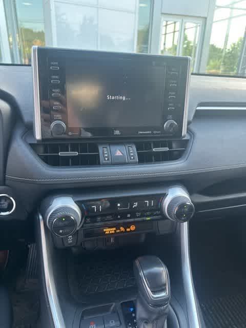 Thumbnail: 2019 Toyota RAV4 - 8