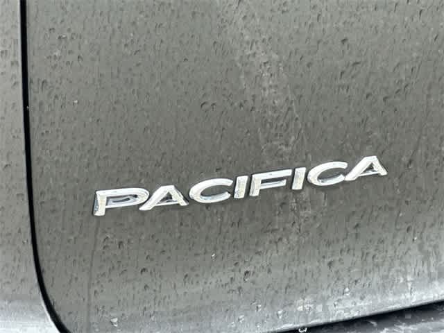 Thumbnail: 2019 Chrysler Pacifica - 21