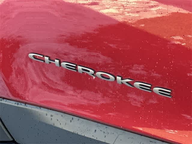 Thumbnail: 2014 Jeep Cherokee - 26