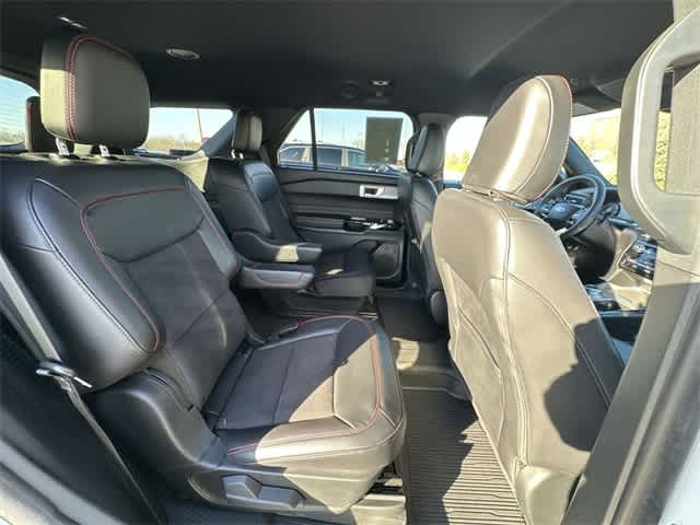 Thumbnail: 2024 Ford Explorer - 25