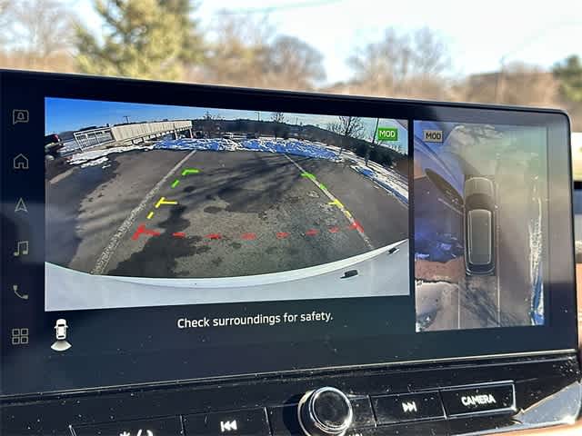 Thumbnail: 2025 Mitsubishi Outlander - 15