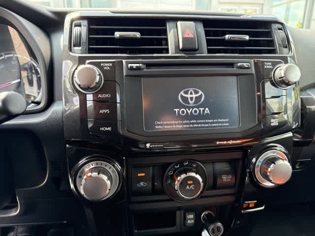 Thumbnail: 2016 Toyota 4Runner - 9