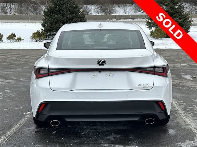 Thumbnail: 2022 Lexus IS - 4