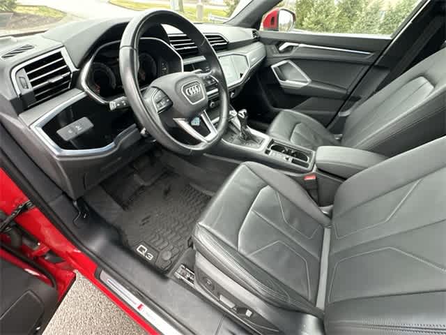 Thumbnail: 2022 Audi Q3 - 16