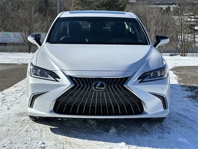 Thumbnail: 2024 Lexus ES - 21