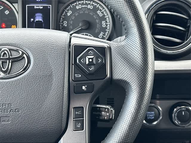 Thumbnail: 2021 Toyota Tacoma - 10