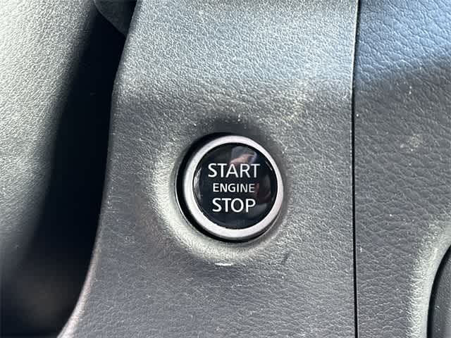 Thumbnail: 2023 Nissan Frontier - 10