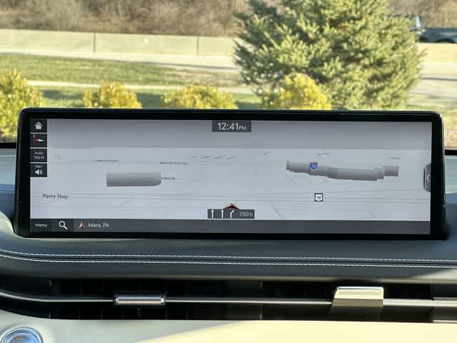 Thumbnail: 2023 Genesis GV70 - 13