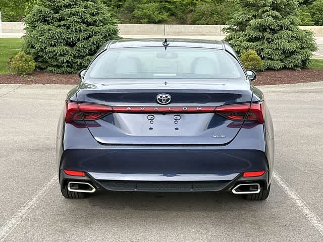 Thumbnail: 2019 Toyota Avalon - 4