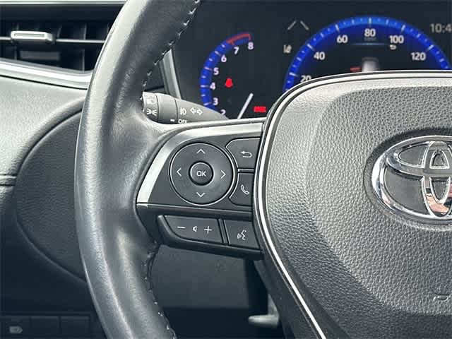 Thumbnail: 2022 Toyota Corolla Cross - 9