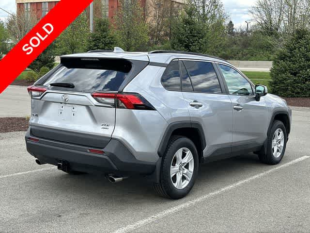 Thumbnail: 2021 Toyota RAV4 - 31