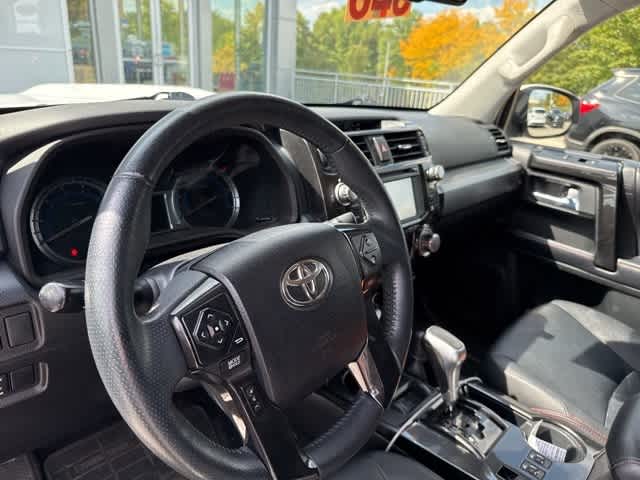 Thumbnail: 2016 Toyota 4Runner - 5