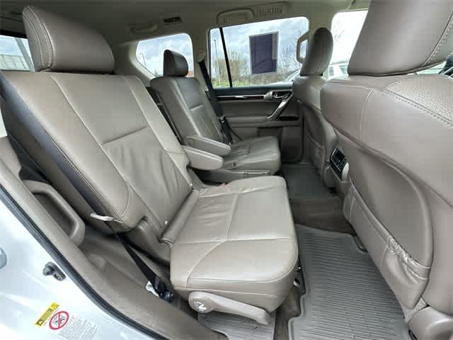 2019 Lexus GX 460 28