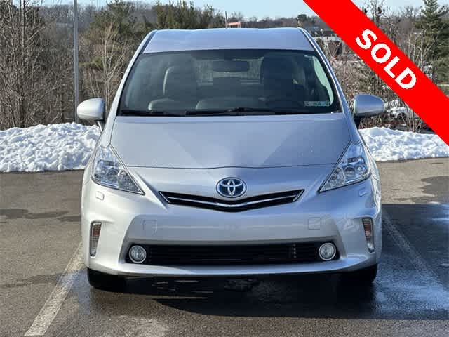Thumbnail: 2013 Toyota Prius v - 18