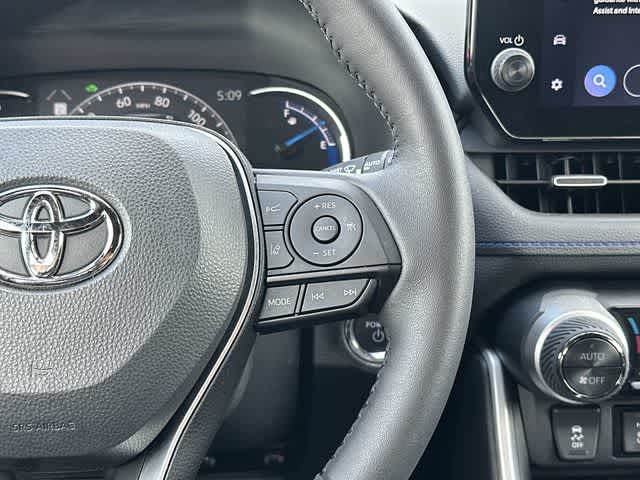 Thumbnail: 2024 Toyota RAV4 - 10