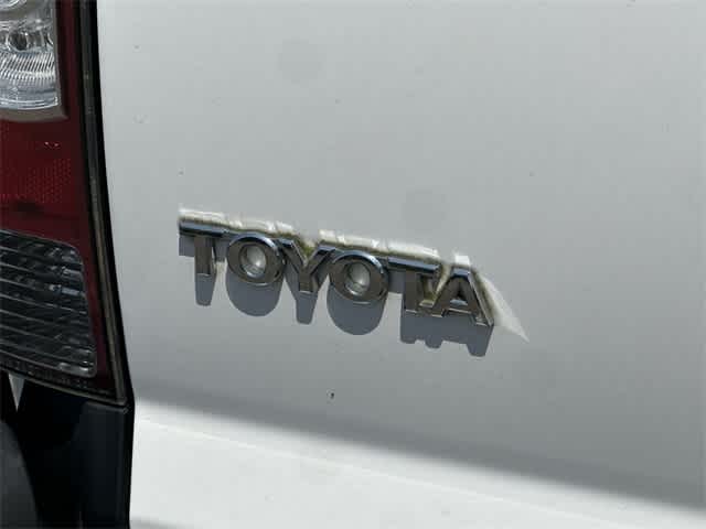 Thumbnail: 2012 Toyota Tacoma - 15