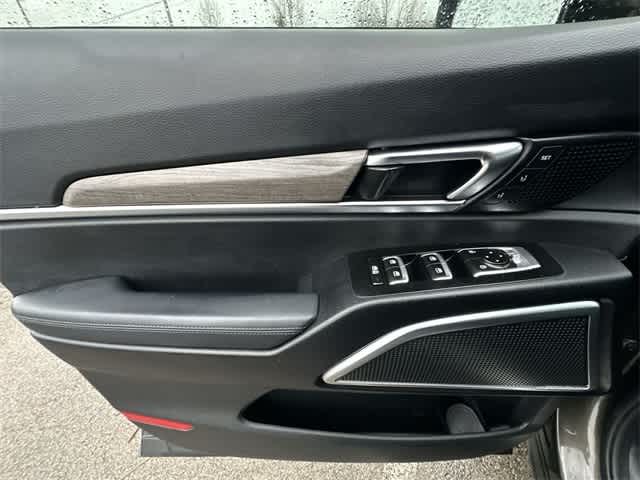 Thumbnail: 2020 Kia Telluride - 18