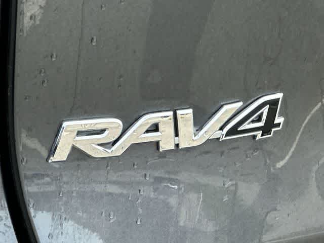 Thumbnail: 2023 Toyota RAV4 - 19