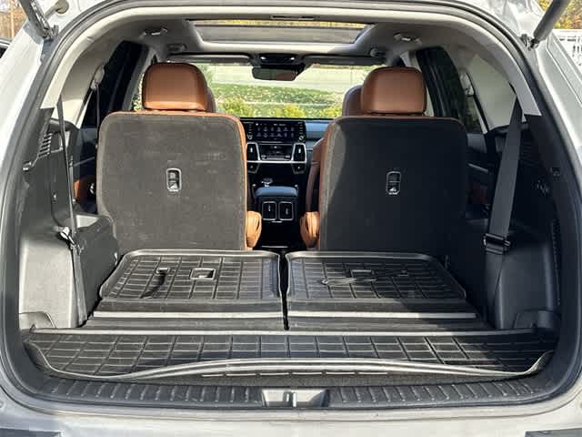 Thumbnail: 2022 Kia Sorento - 29