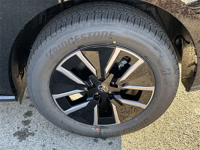 Thumbnail: 2026 Toyota bZ - 5