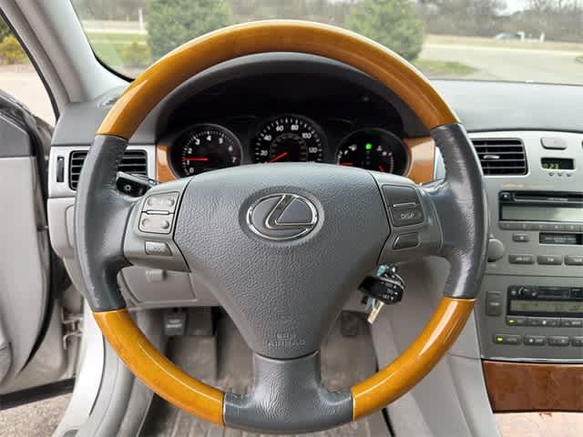 Thumbnail: 2005 Lexus ES - 8