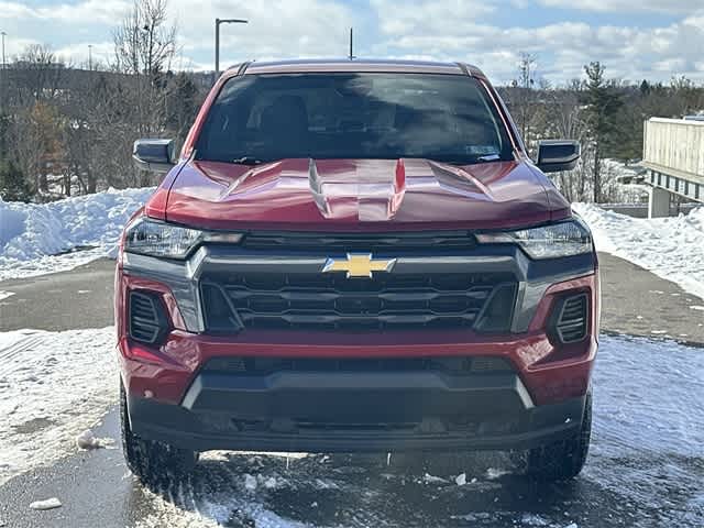 Thumbnail: 2023 Chevrolet Colorado - 27