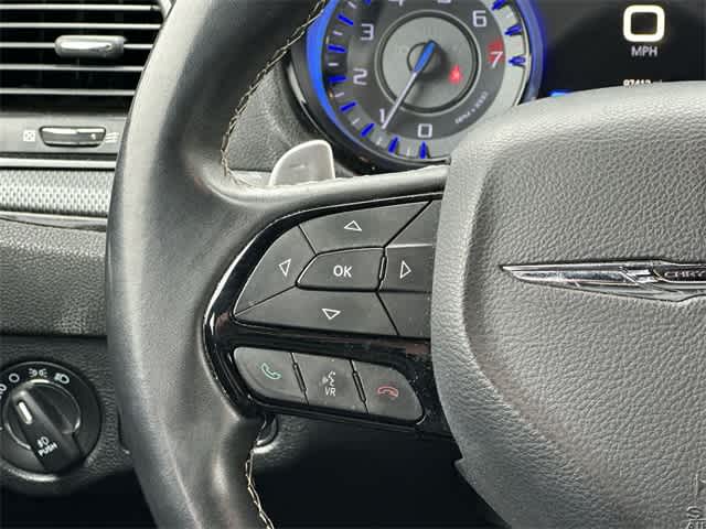 Thumbnail: 2016 Chrysler 300 - 8