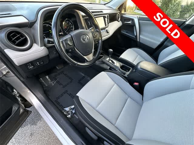 Thumbnail: 2018 Toyota RAV4 - 17