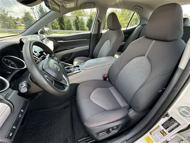 Thumbnail: 2023 Toyota Camry - 16