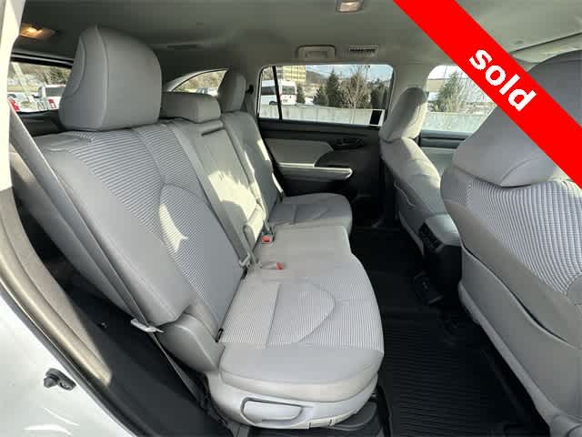 Thumbnail: 2021 Toyota Highlander - 22