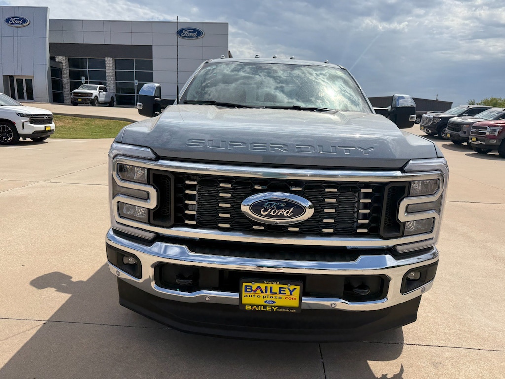 New 2026 Ford F-350 Lariat