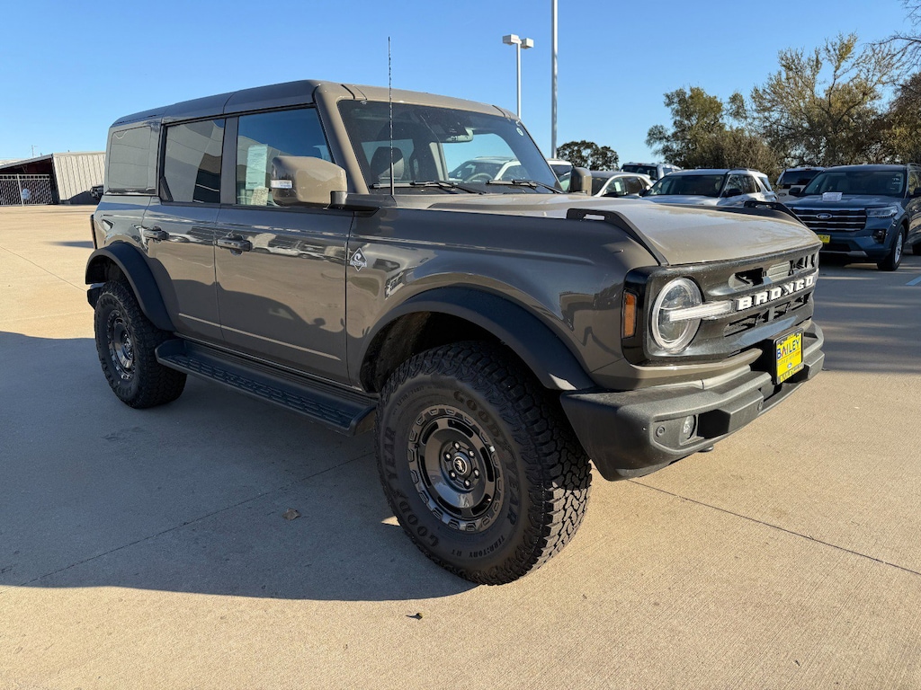 New 2025 Ford Bronco OUTER BANKS