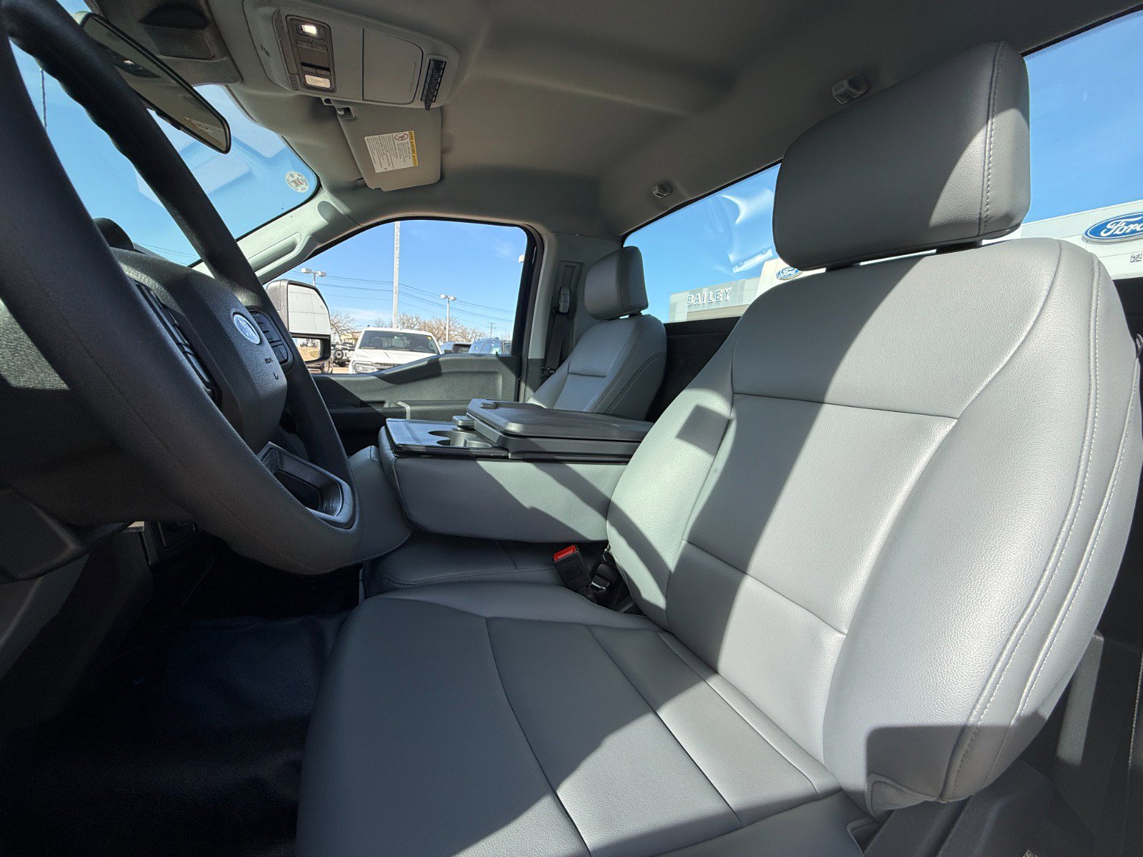 2025 Ford F-250 Super Duty XL - Photo 10